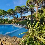 Route De Ramatuelle 别墅