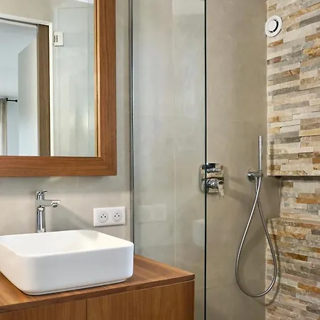 Route De Ramatuelle * La Croix-Valmer