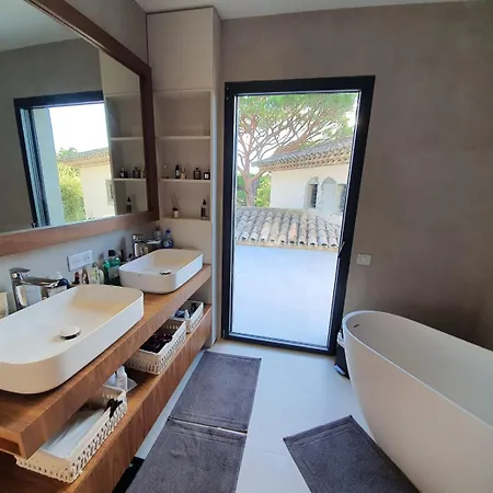 Route De Ramatuelle Villa