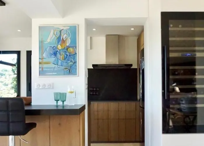 Route De Ramatuelle * La Croix-Valmer