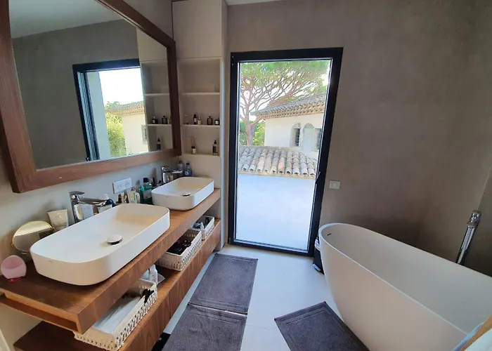 Route De Ramatuelle Βίλα